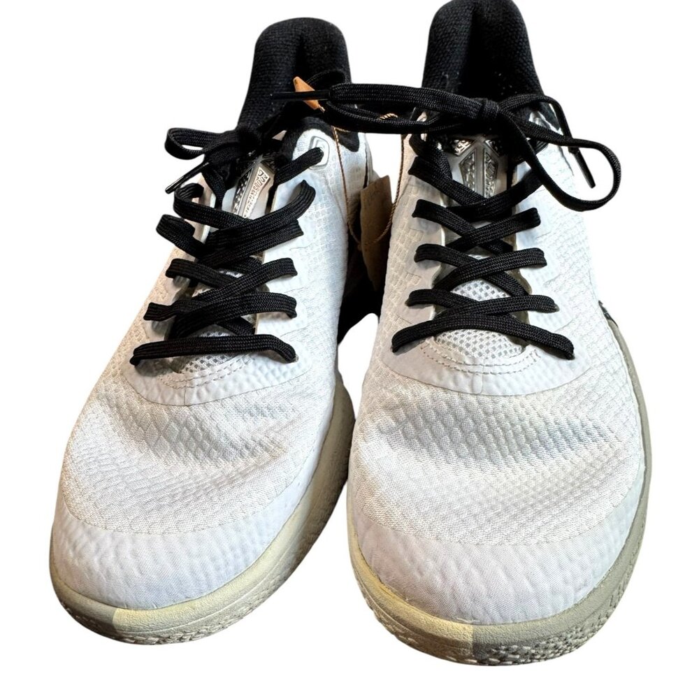 Nike Kobe Mamba Fury White/Black Basketball Shoes Women's‎ Size 7